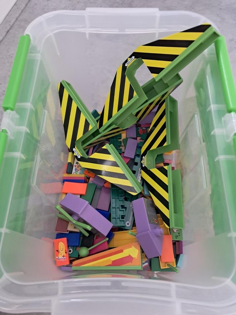 domino ( exclusief bak) € 2, Kinderen en Baby's, Speelgoed | Bouwstenen, Ophalen