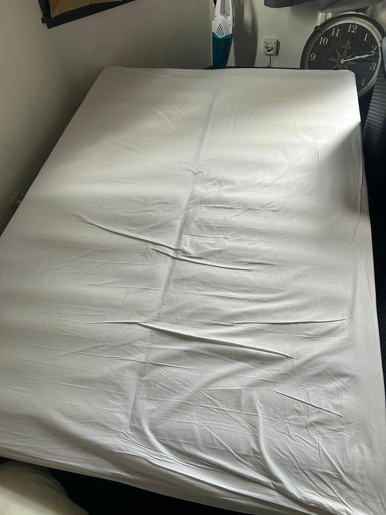 Boxspring Onderstel 140x200 (2x70cm) Gratis, Ophalen, Gebruikt, Tweepersoons, 140 cm