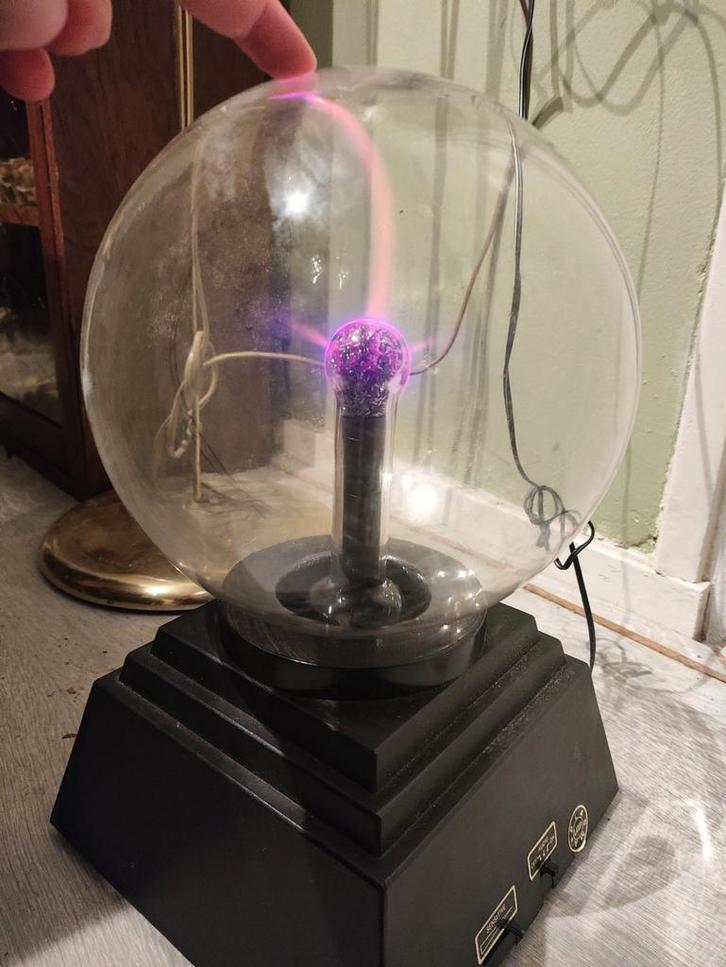 Plasma Bol Lamp - Interactieve Decoratie, Huis en Inrichting, Lampen | Overige, Zo goed als nieuw, Ophalen of Verzenden