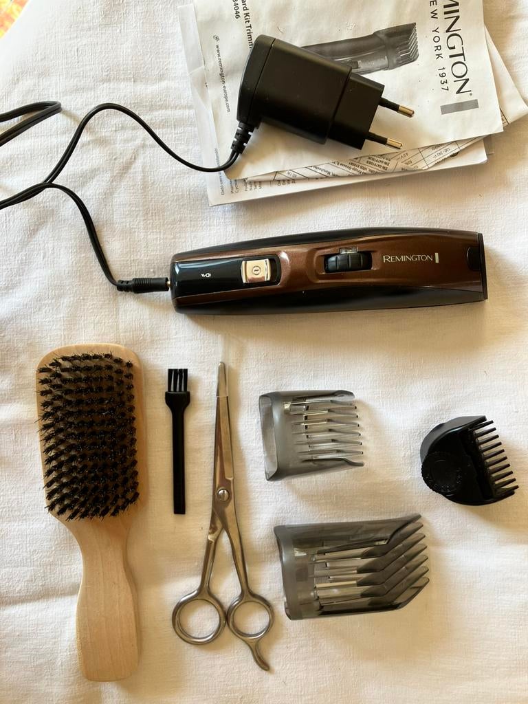 Baardtrimmer - Remington MB4046, Ophalen of Verzenden, Zo goed als nieuw, Haarverzorging