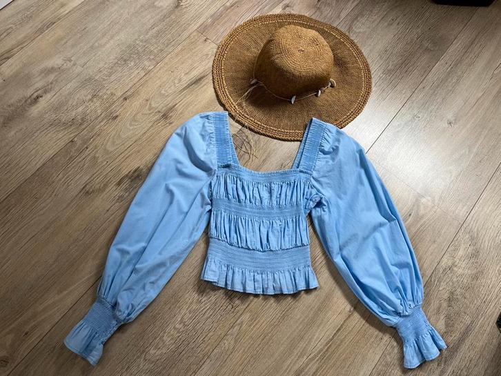 Prachtig blauw kort topje blousje van Breshka maat S, Kleding | Dames, Tops, Zo goed als nieuw, Maat 36 (S), Blauw, Lange mouw