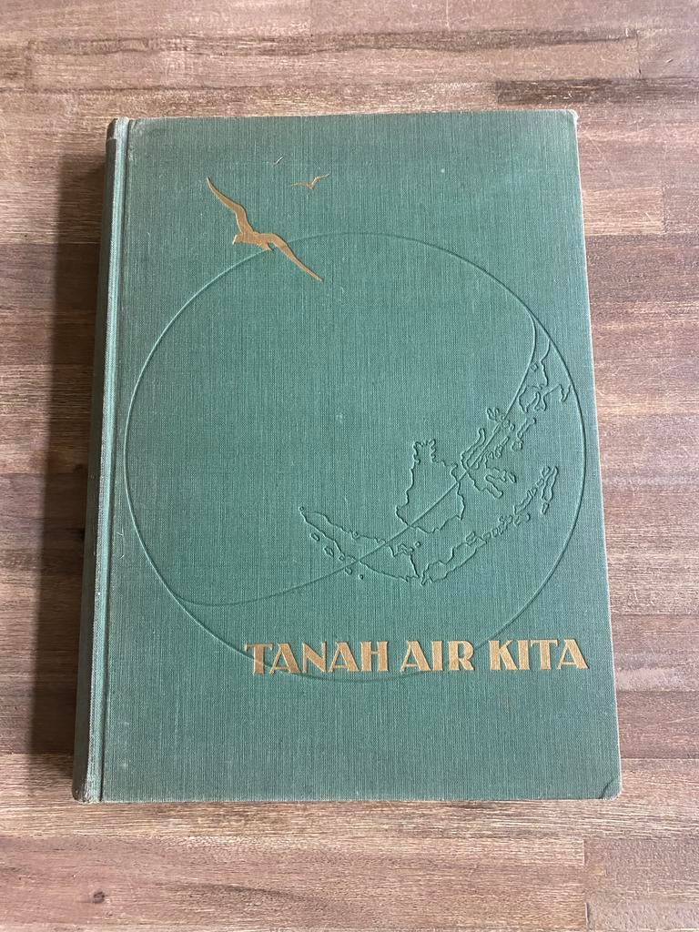 Taneh Air Kita - boek over Indonesië, Antiek en Kunst, Ophalen of Verzenden