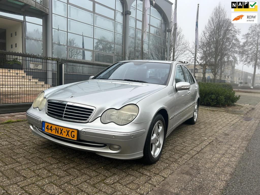 Mercedes-Benz C-klasse 180 K. Avantgarde leer nieuwe apk, Auto's, Mercedes-Benz, Achterwielaandrijving, Gebruikt, 1796 cc, Handgeschakeld