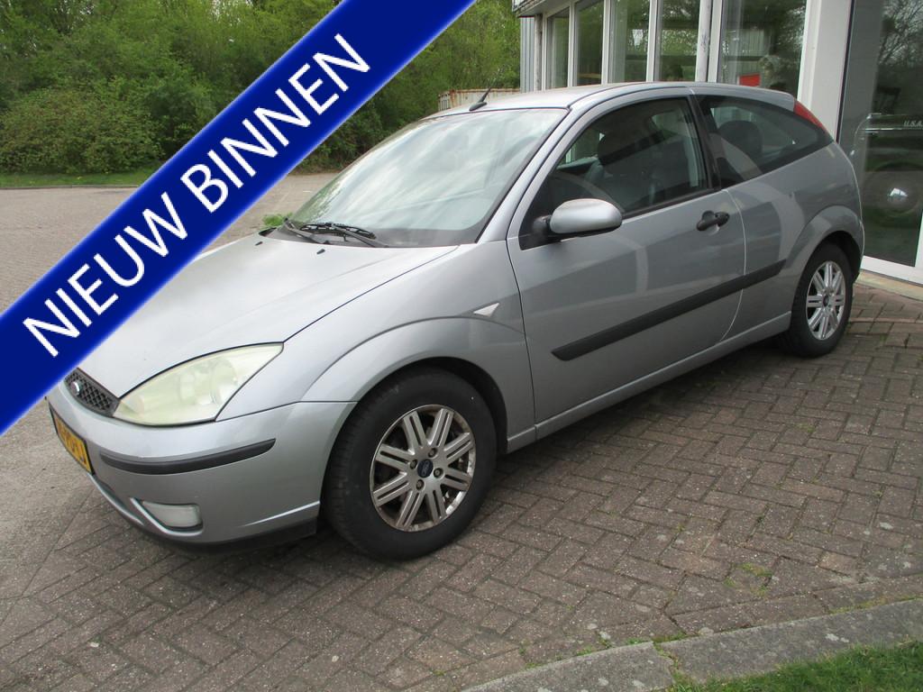 Ford Focus 1.6-16V Futura APK mei 2027! (bj 2004), 1596 cc, Zwart, 4 cilinders, 49 €/maand