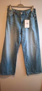 Noeuw jeans D91 stradivarious maat 40, Kleding | Dames, Blauw, Nieuw, Ophalen of Verzenden, W30 - W32 (confectie 38/40)