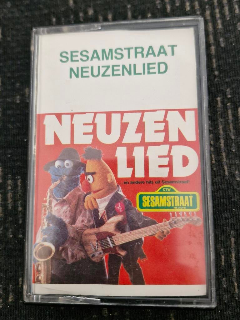 Cassettebandje Sesamstraat Neuzenlied, Ophalen of Verzenden, Zo goed als nieuw, Nederlandstalig, 1 bandje