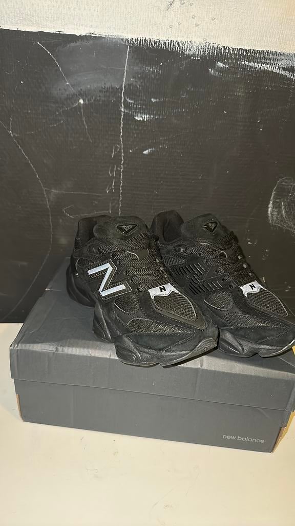 New Balance 9060 zwart 38, Ophalen of Verzenden, Nieuw, Zwart