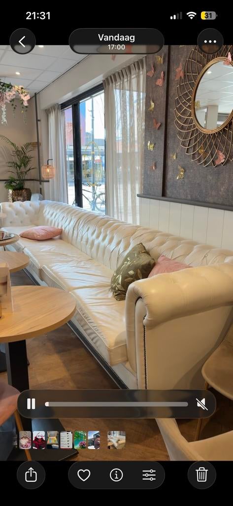 Luxe Crème Leren Bank - Chesterfield Stijl, Huis en Inrichting, Banken | Bankstellen, 300 cm of meer, Ophalen of Verzenden, Zo goed als nieuw