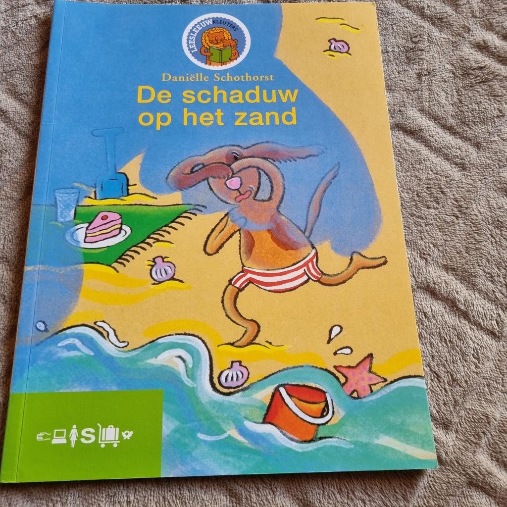 De schaduw op het zand - Daniëlle Schothorst - kleuters, Ophalen of Verzenden, Zo goed als nieuw, Fictie algemeen, Voorleesboek