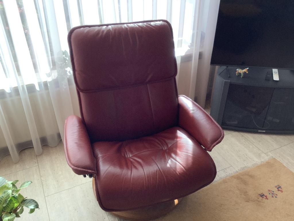 Mooie set van 2 verstelbare relax stoelen, Huis en Inrichting, Fauteuils, Gebruikt, Minder dan 75 cm, Leer, Ophalen of Verzenden