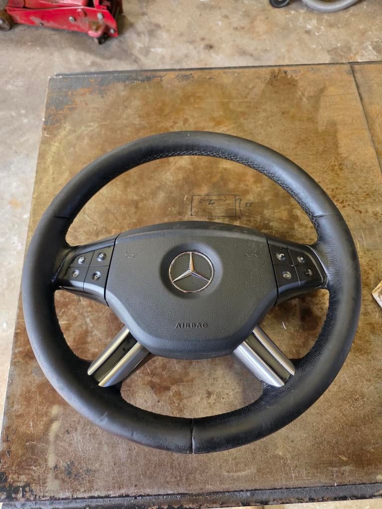 Mercedes ML W164 Stuur Inclusief Airbag, Gebruikt, Info@mercedes-benz.com, Mercedes-Benz, Ophalen of Verzenden