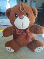 Te koop zeer mooie nieuwe knuffel beer, Ophalen of Verzenden, Nieuw, Beer