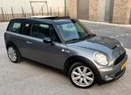 Mini Clubman Cooper S 2008 Automaat / Panorama / Netjes, Auto's, Mini, 4 cilinders, 1205 kg, 500 kg, 174 pk