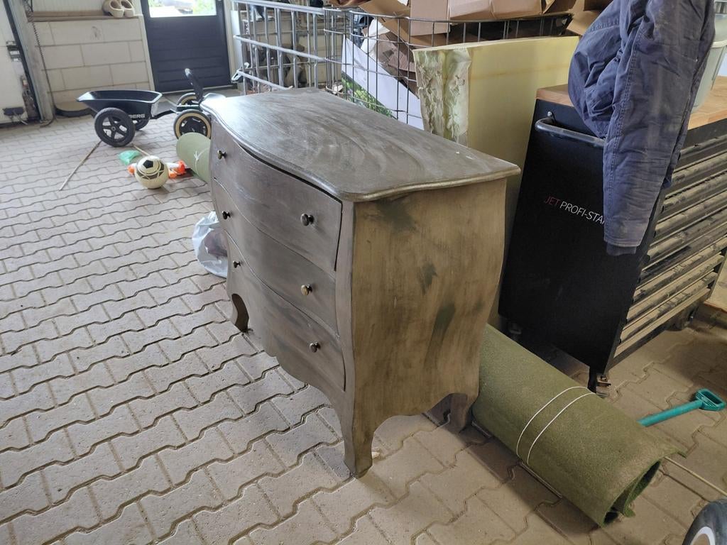 Robuuste dressoirkast met organische vormen, grijs/bruin, Ophalen, Gebruikt, 100 tot 150 cm, Organisch, Robuust