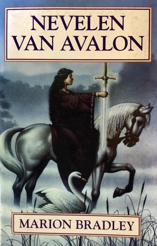 Marion Bradley - Nevelen van Avalon Pocket, Boeken, Ophalen of Verzenden, Zo goed als nieuw