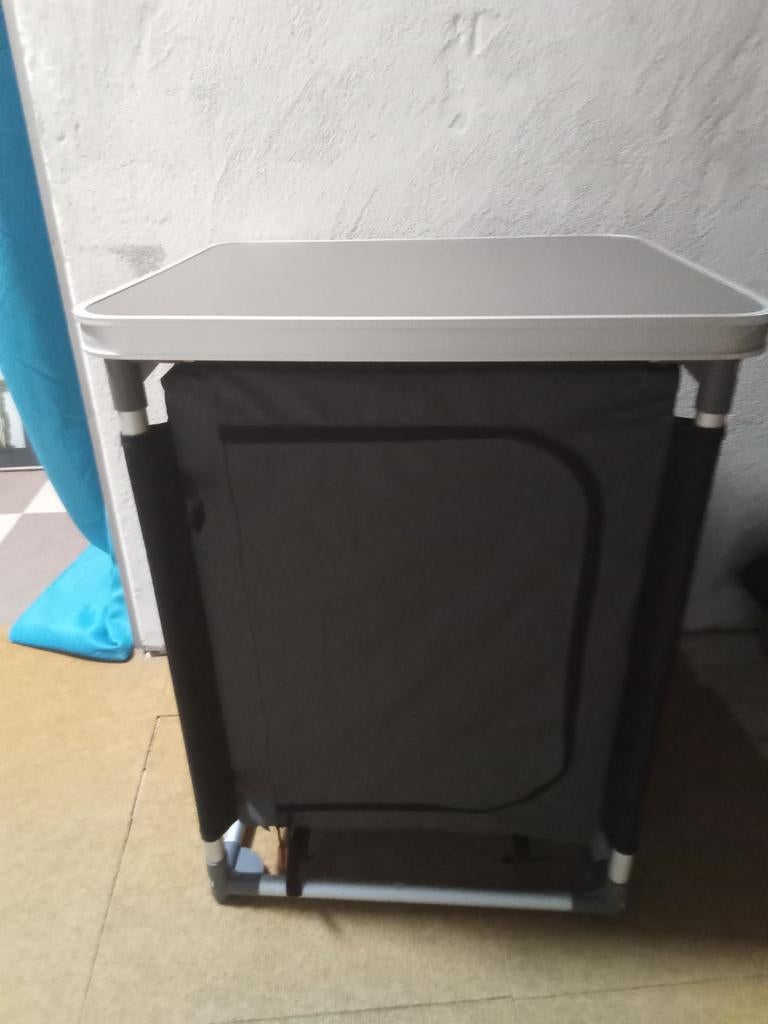 Obelink campingkast, Caravans en Kamperen, Kampeermeubelen, Zo goed als nieuw, Campingkast, Ophalen