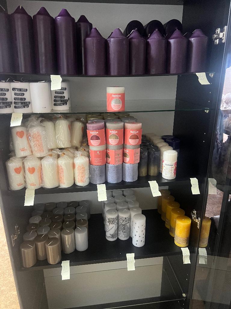 Kaarsen , kaarsen en nog eens kaarsen, Overige materialen, Overige kleuren, Nieuw, Ophalen of Verzenden