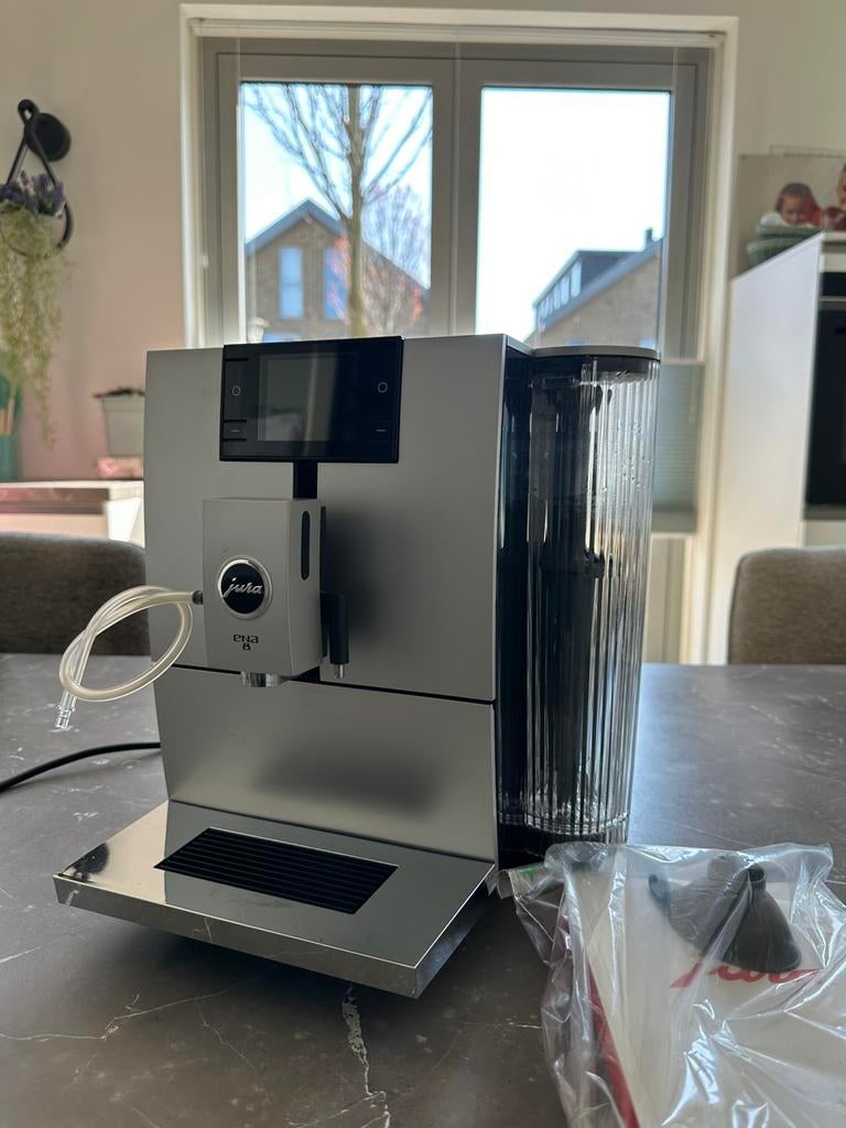Jura Ena 8 met garantie!, Koffiemachine, Ophalen of Verzenden, Zo goed als nieuw