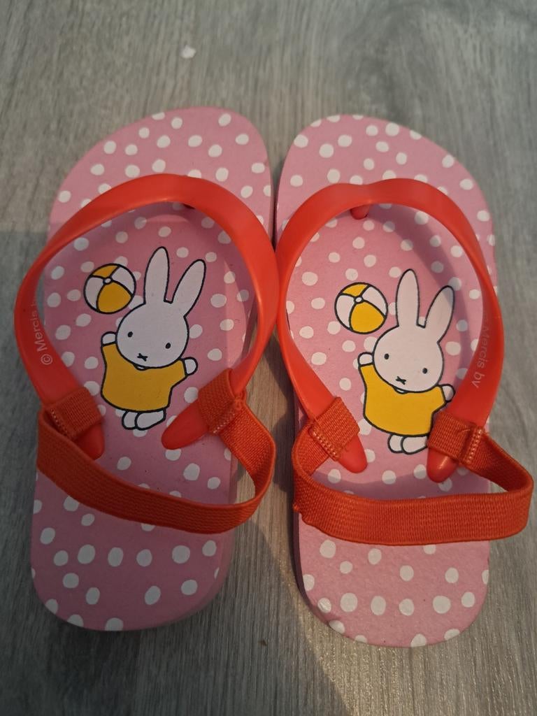 Nijntje slippers maat 21/22, Jongetje of Meisje, Overige typen, Ophalen of Verzenden, Zo goed als nieuw