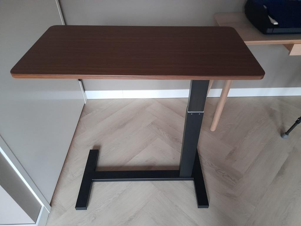Bedtafel voor laptop, Ophalen