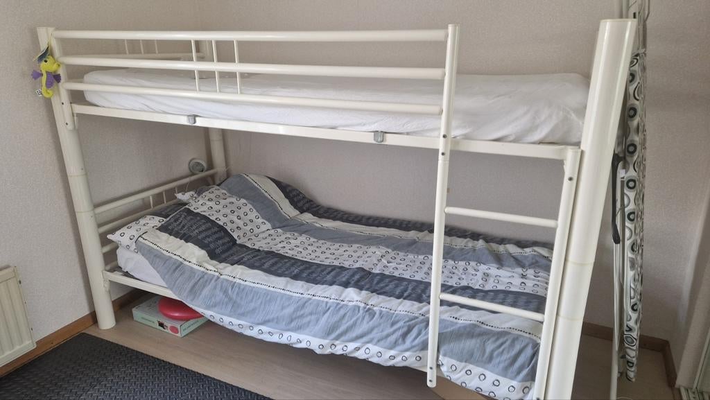 Stevig wit stapelbed met ladder, Huis en Inrichting, Slaapkamer | Stapelbedden en Hoogslapers, Ophalen, 90 cm, 160 tot 180 cm