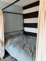 Metalen hemelbed 140x200 met gordijnen en elektrisch verstel, Ophalen, Zwart, 140 cm, Twijfelaar