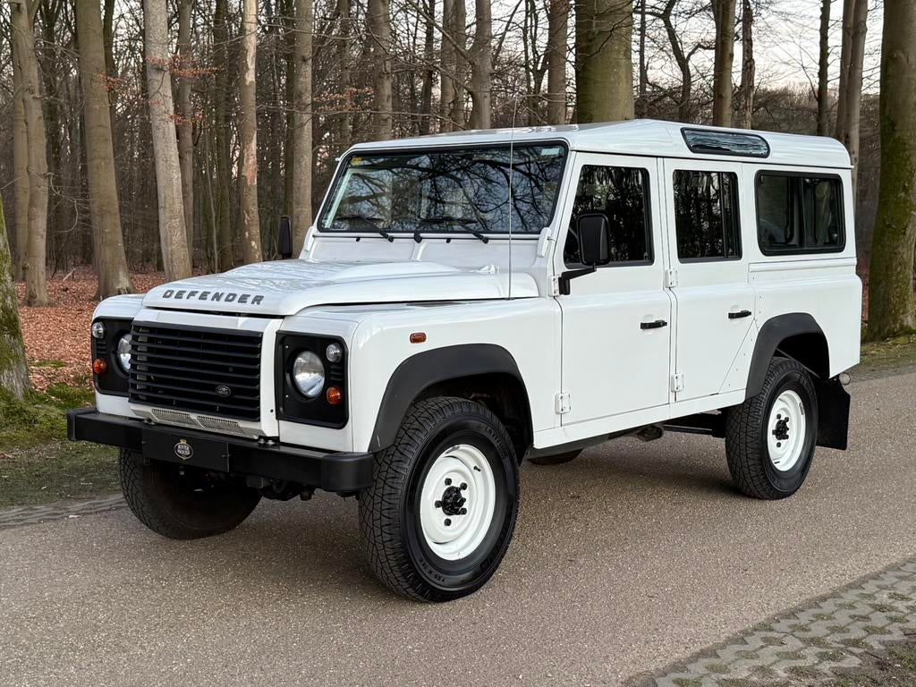 LET OP 2016 Defender 110 2.2 Tdci Stationwagon EURO 5, Auto's, Land Rover, Euro 5, Stof, LED verlichting, Zwart
