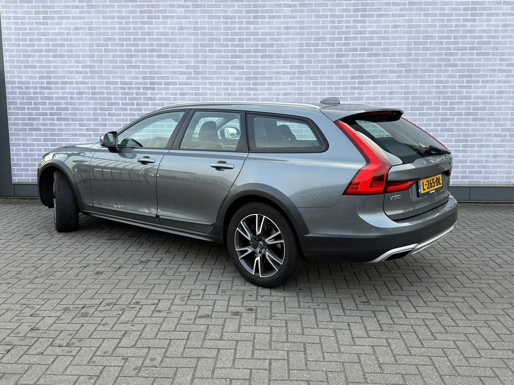 Volvo V90 Cross Country T5 250 pk AWD Automaat | Trekhaak 24, Auto's, 12 maanden, Stof, Euro 6, 4 cilinders