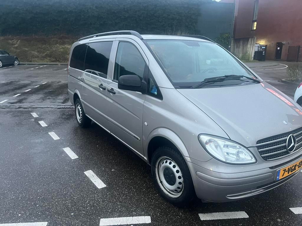 Mercedes-Benz Vito 2.1 CDI 115 DC 2010, Auto's, 4 cilinders, 1820 kg, Particulier, 6 stoelen