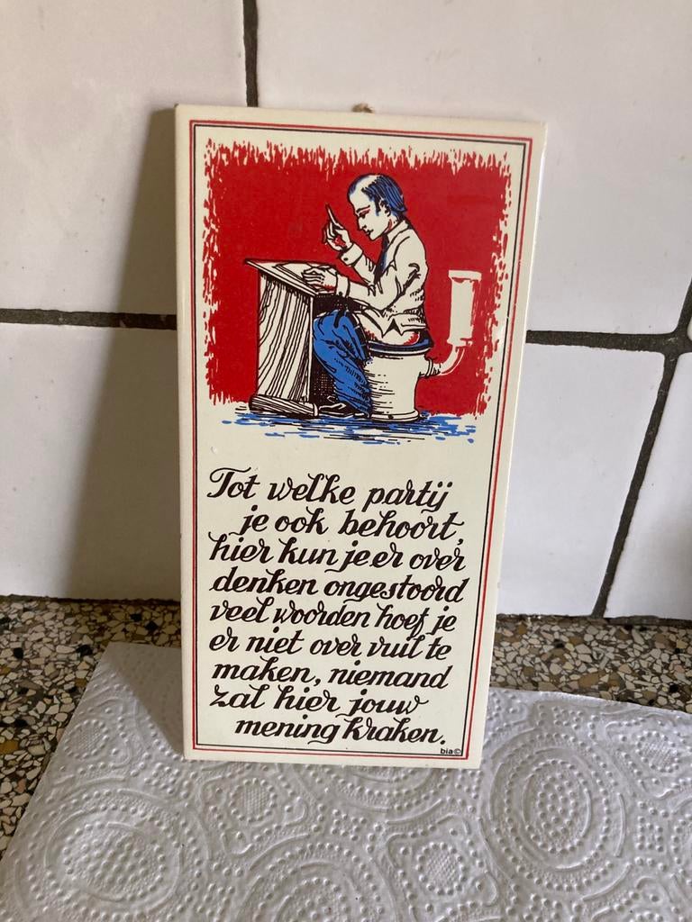 Grappige tegel, Ophalen of Verzenden, Zo goed als nieuw