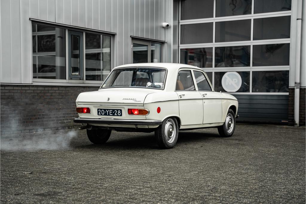 Peugeot 204 D unieke Diesel | Wegenbelastingvrij! (bj 1976), Overige carrosserieën, Wit, 45 pk, Bedrijf