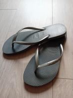 Havaianas slippers maat 37/38 zilver/grijs - Nieuw!, Kleding | Dames, Schoenen, Slippers, Nieuw, Ophalen of Verzenden, Grijs