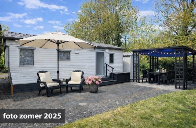 Volledig ingerichte stacaravan op een droomplek!, Tot en met 4