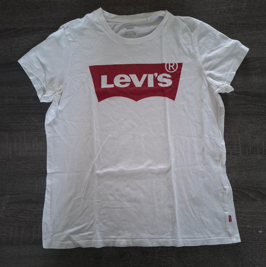 Levi’s T-shirt – maat M, Kleding | Heren, T-shirts, Zo goed als nieuw, Wit, Verzenden