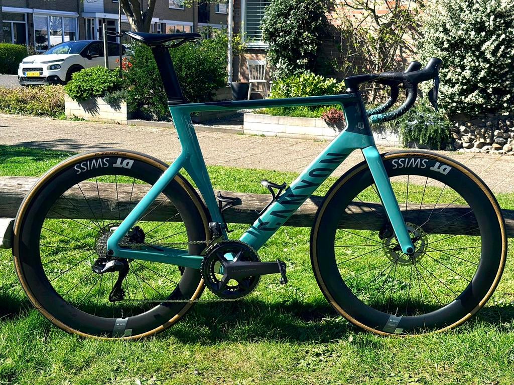 Canyon Aeroad CF SLX 8 – Ultegra Di2 – DT Swiss ARC1400 – XL, Carbon, Heren, 57 tot 61 cm, Meer dan 20 versnellingen