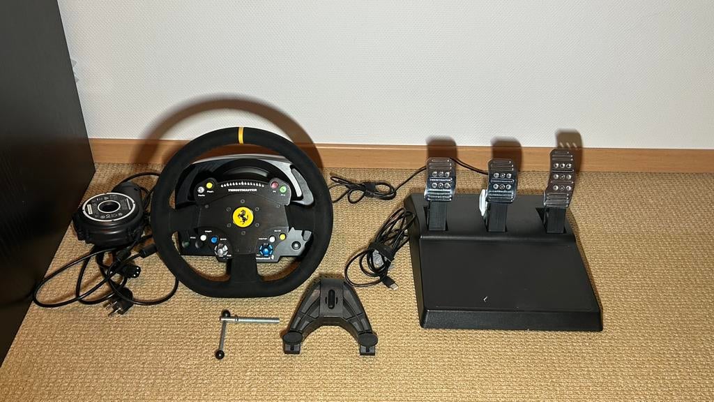 Thrustmaster ts-pc racer sim race combinatie, Ophalen, Zo goed als nieuw