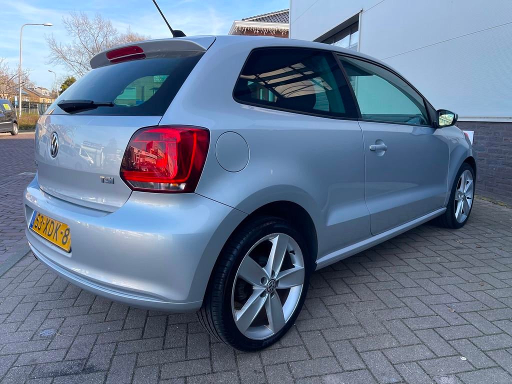 Volkswagen Polo 1.2 TSI Highline/Automaat/Navi/Cruise-c/Clim, Auto's, Volkswagen, Euro 5, 4 cilinders, USB, Origineel Nederlands