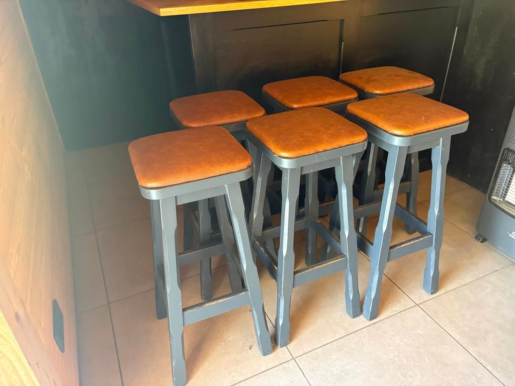 Set van 6 barkrukken met lederen zitting, Ophalen, 60 tot 90 cm, Hout, Gebruikt