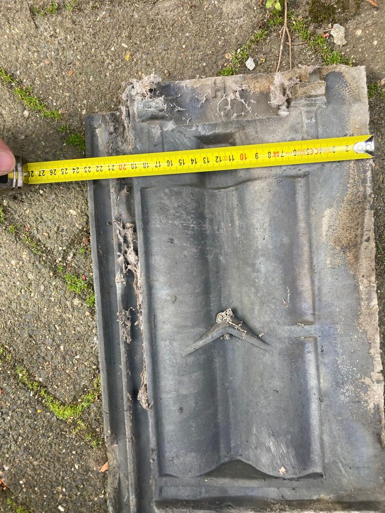 Oude gebruikte dakpannen - 280 stuks, Ophalen, Gebruikt, Steen of Klei, Zwart