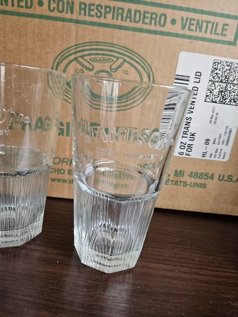 Vier Jameson glazen, Ophalen of Verzenden