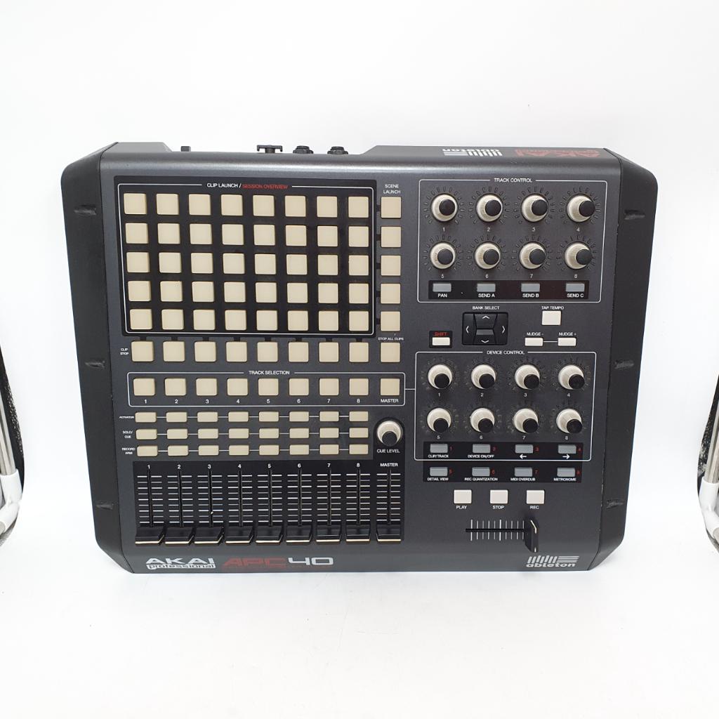 Akai APC440 Midi Controller in Zeer Nette Staat, Ophalen of Verzenden, Zo goed als nieuw