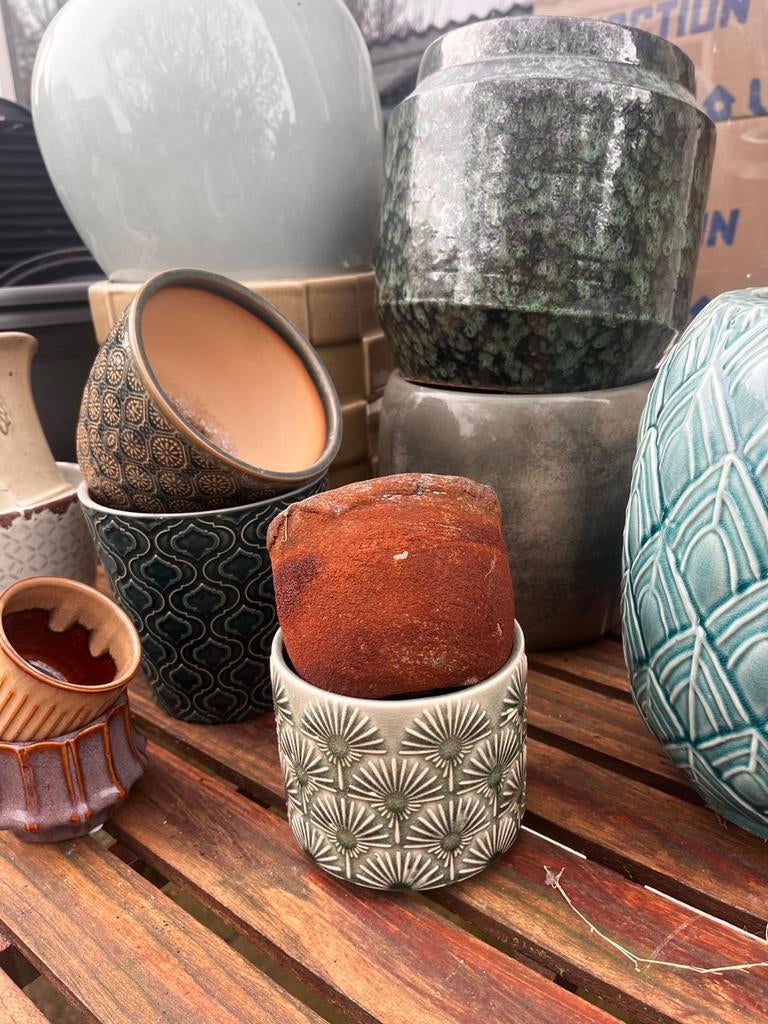 Assortiment bloempotten, Tuin en Terras, Bloempotten, Ophalen, Rond, Zo goed als nieuw, Aardewerk