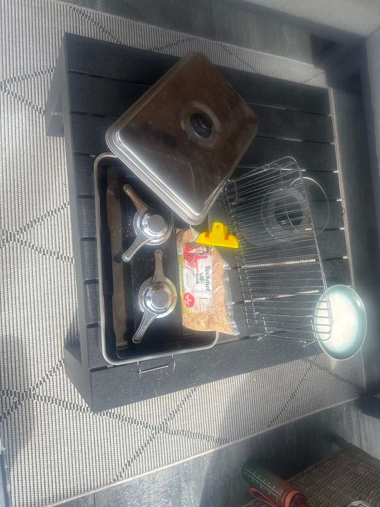Rookoven met accessoires en rookmot, Ophalen of Verzenden, Zo goed als nieuw, Met accessoires