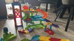 Vtech toet toet auto garage,  extra baan en auto ambulance, Kinderen en Baby's, Speelgoed | Vtech, Ophalen, Gebruikt, 2 tot 4 jaar