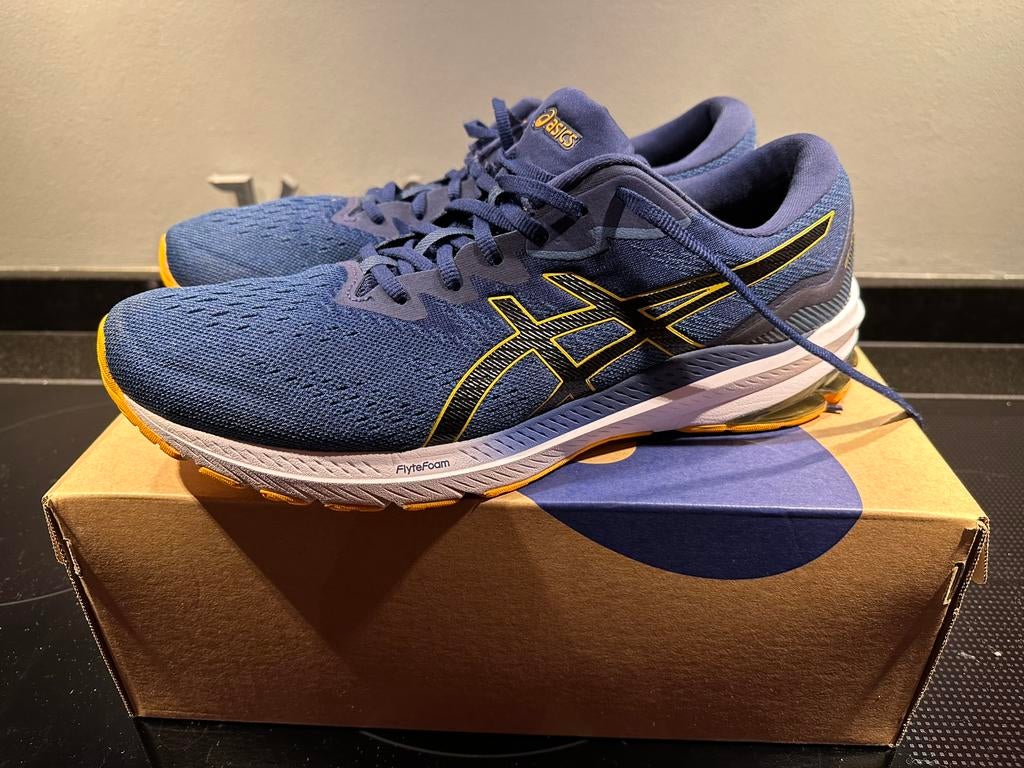 Asics GT 1000 Sportschoenen (EUR 49 US 14), Sport en Fitness, Loopsport en Atletiek, Ophalen of Verzenden, Zo goed als nieuw, Overige merken