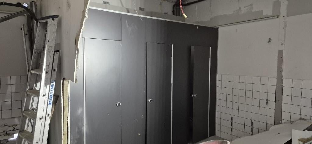 Multifunctionele sanitair ruimtes (HPL), Doe-het-zelf en Verbouw, Sanitair, Gebruikt, Overige typen, Rvs, Ophalen