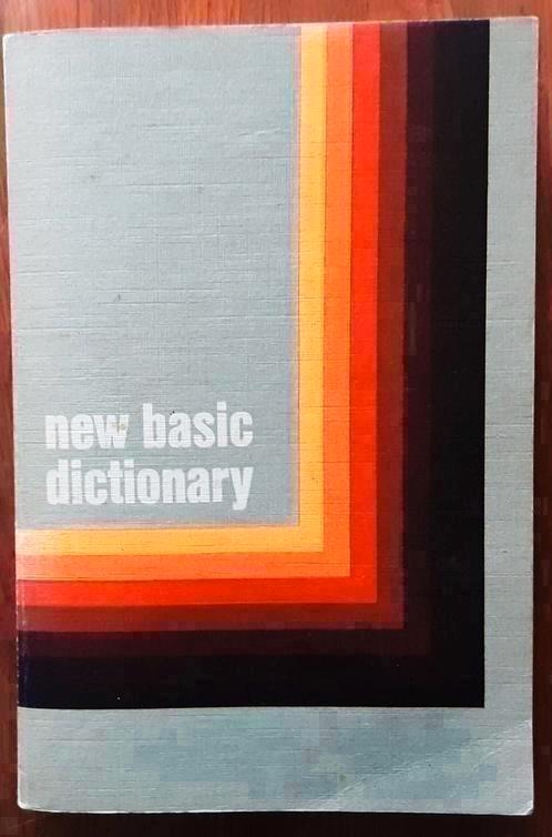 New basic dictionary - Friedrich Pollmann, Boeken, Woordenboeken, Zo goed als nieuw, Ophalen of Verzenden