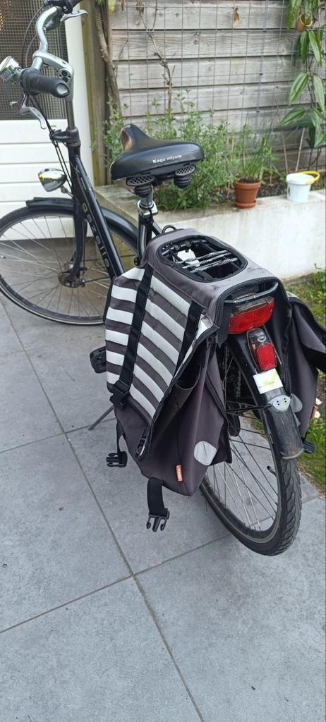 Damesfiets Gazelle met fietstassen - Fietst nog prima!, Ophalen