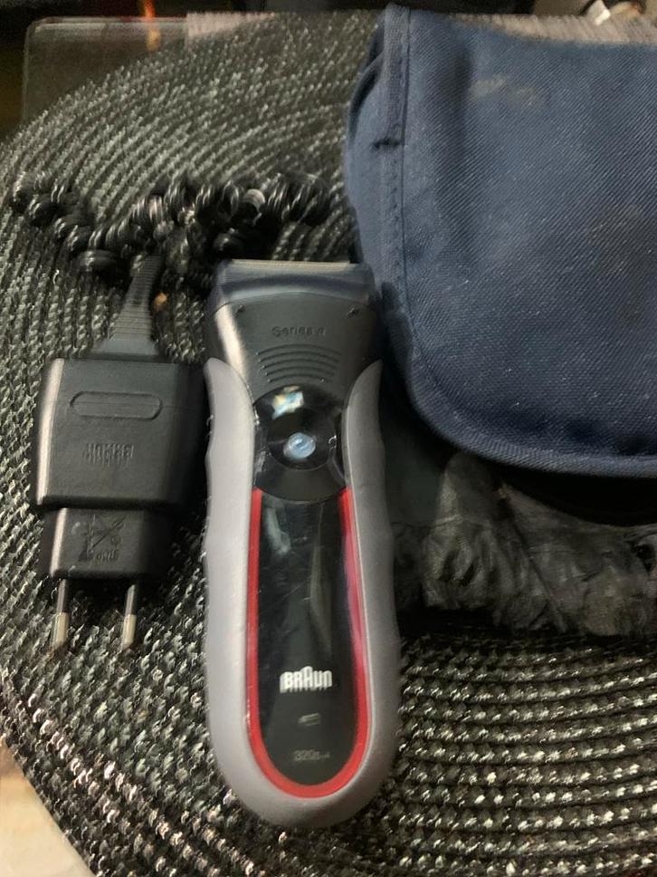 Braun Series 3 320s-4 scheerapparaat, Witgoed en Apparatuur, Persoonlijke-verzorgingsapparatuur, Zo goed als nieuw, Scheren en Epileren