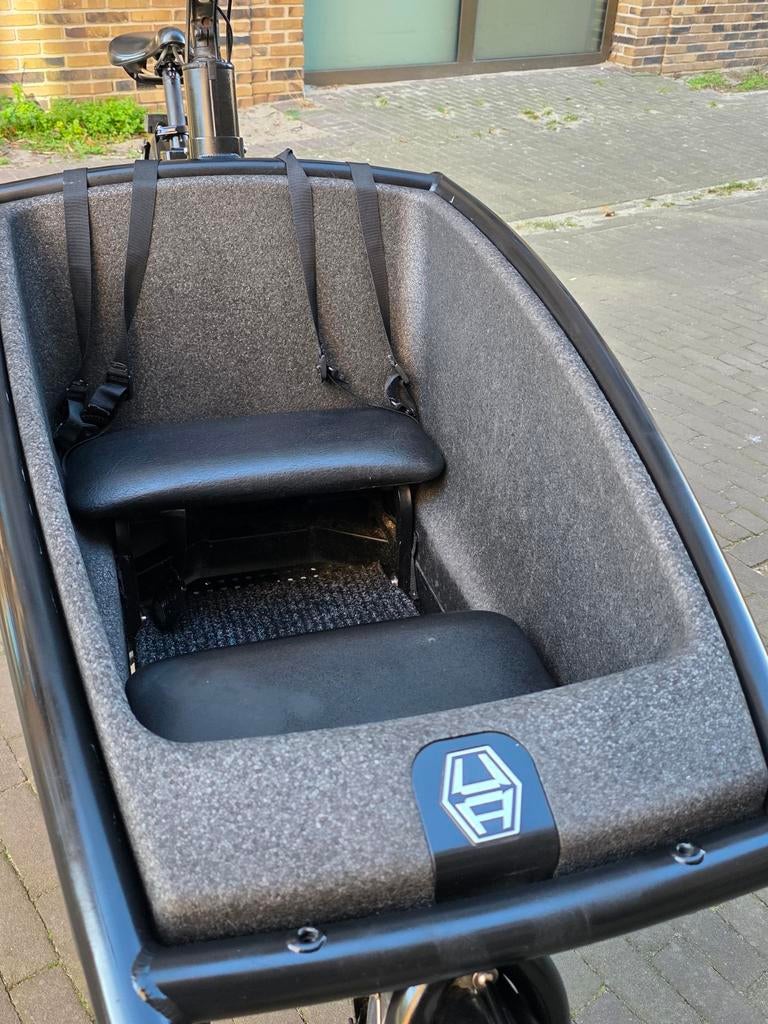 Urban Arrow Performance Line Bakfiets Ideaal voor 2 kinderen, 4 kinderen of meer, Info@urbanarrow.com, Ophalen of Verzenden, Zo goed als nieuw